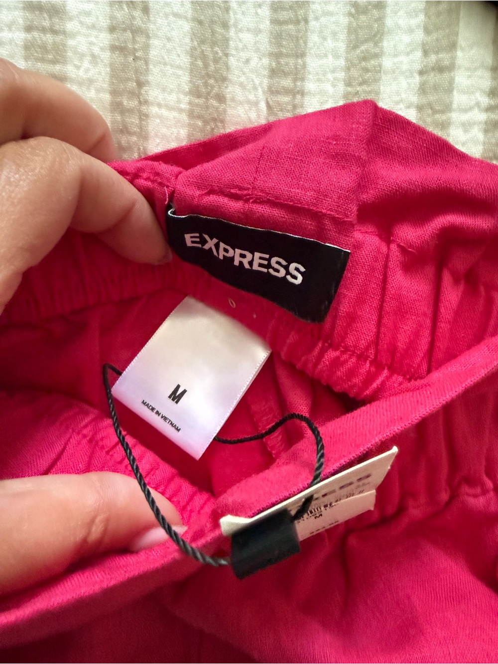 Express Linen Blend Shorts Elastic Waist Fuchsia Pink Size Medium NWT - Picture 4 of 7